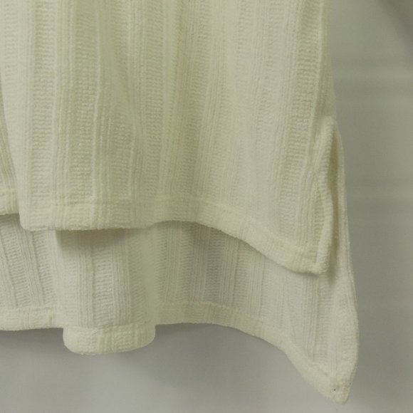 LoveLA Eva White Long Sleeve Sweater NWT Multiple Sizes - Picture 2 of 9